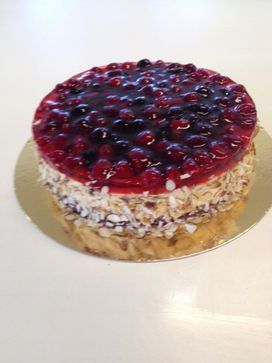 S 54 ) Skogsbærkake