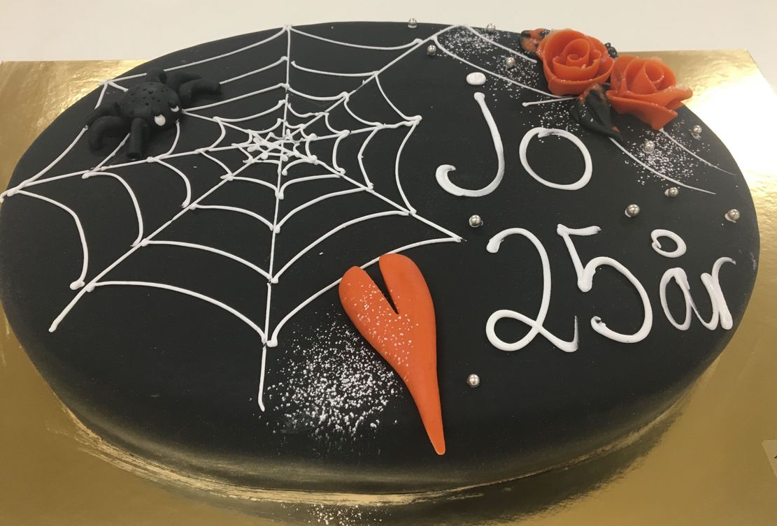 S83) Halloween