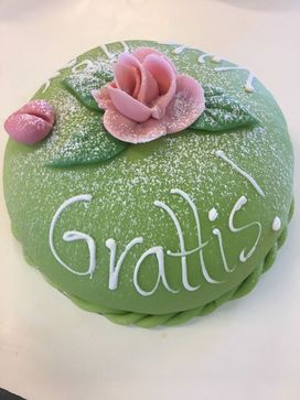 S60) Prinsesstorta. Den svenske bursdagskaken