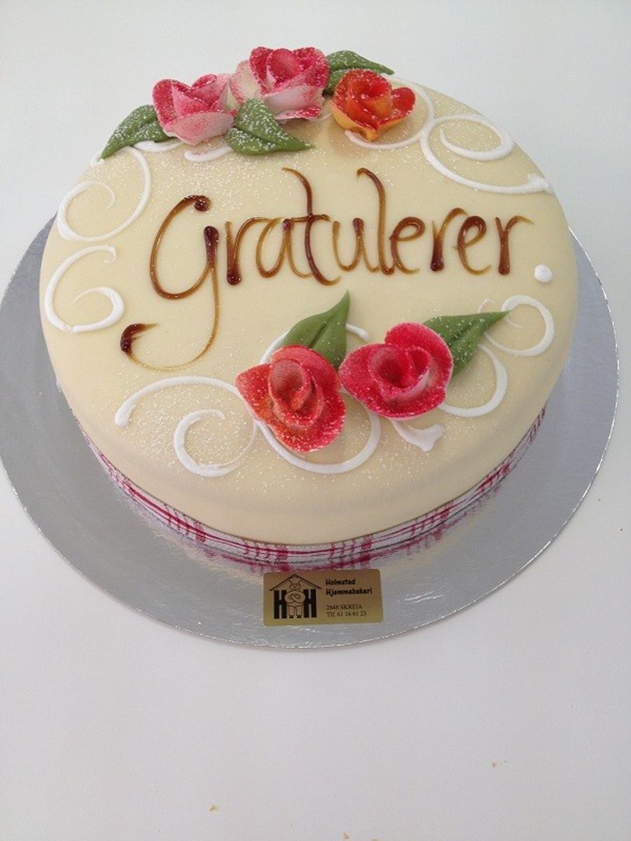 S46) 16 kakestykkers marsipnkake
